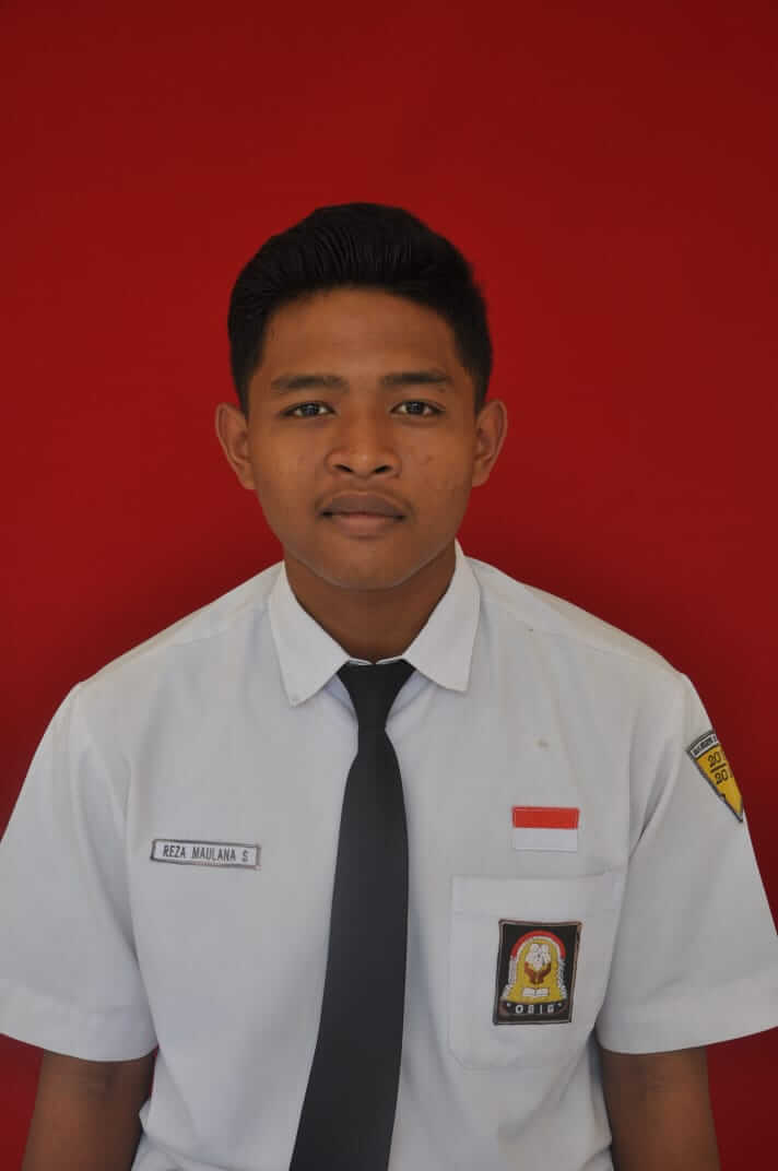 Reza Maulana Saputra 